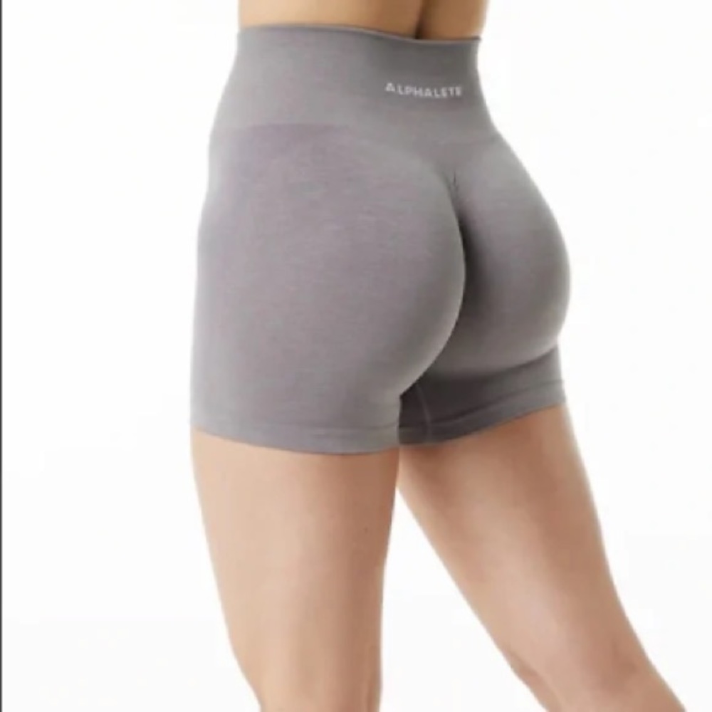 alphalete amplify in storm grey!